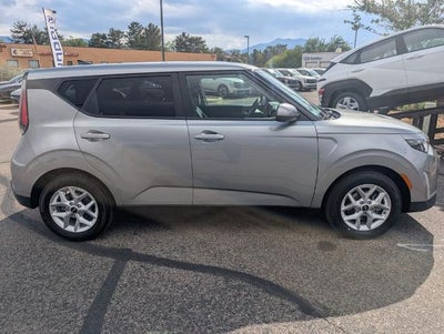 2025 Kia Soul LX FWD