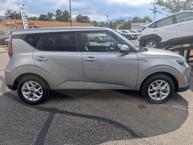 2025 Kia Soul LX FWD