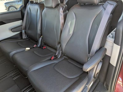 2022 Kia Carnival EX FWD