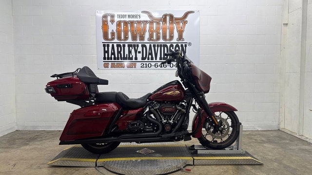 2023 Harley-Davidson FLHXSANV - Street Glide Special Anniversary Editi Base