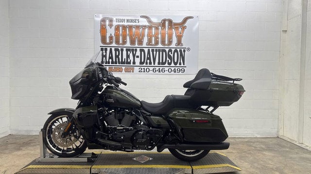 2026 Harley-Davidson FLHXL - Street Glide Limited Base