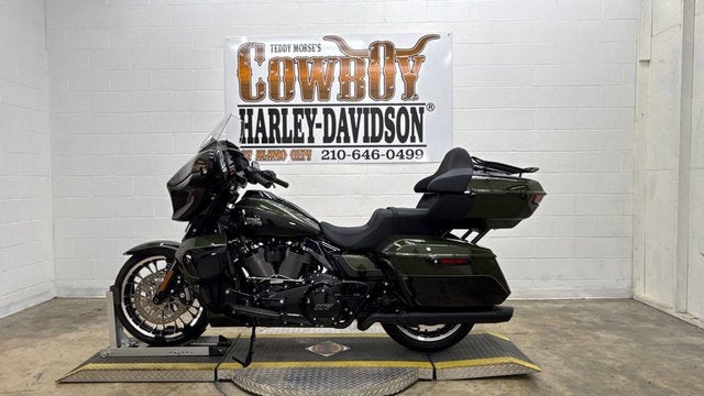 2026 Harley-Davidson FLHXL - Street Glide Limited Base