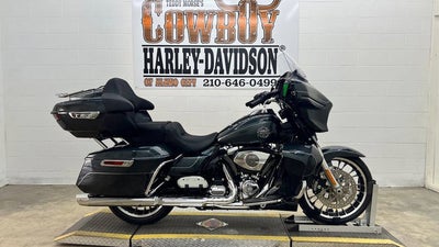 2026 Harley-Davidson FLHXL - Street Glide Limited Base