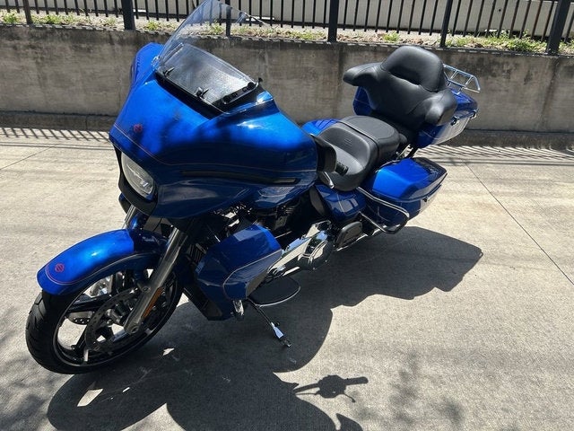 2025 Harley-Davidson FLHXU - Street Glide Ultra Base