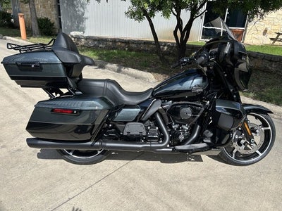 2025 Harley-Davidson FLHXU - Street Glide Ultra Base