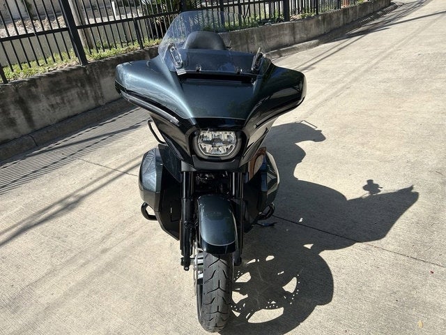 2025 Harley-Davidson FLHXU - Street Glide Ultra Base