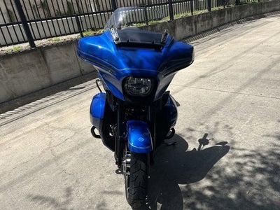 2025 Harley-Davidson FLHXU - Street Glide Ultra Base