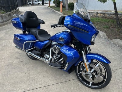 2025 Harley-Davidson FLHXU - Street Glide Ultra Base