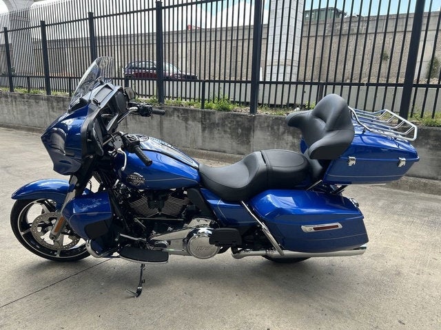 2025 Harley-Davidson FLHXU - Street Glide Ultra Base