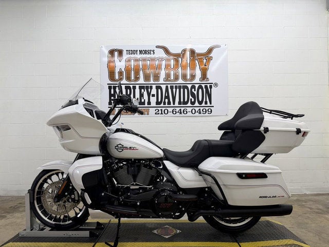 2026 Harley-Davidson FLTRXL - Road Glide Limited Base