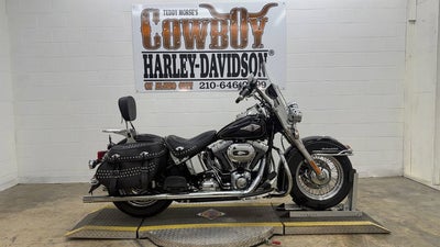 2013 Harley-Davidson FLSTC - Heritage Softail Classic Base