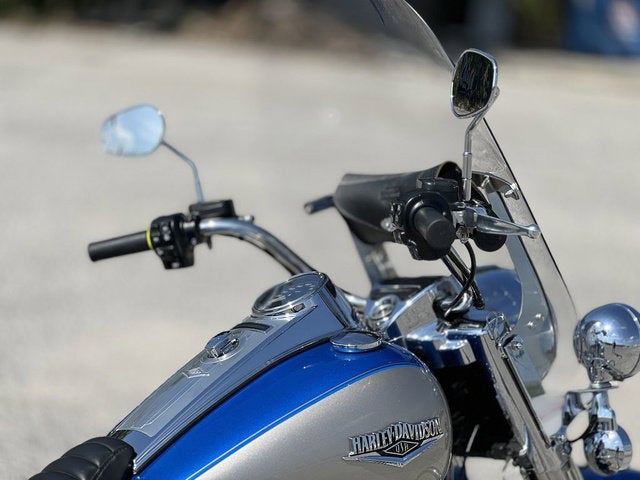 2018 Harley-Davidson FLHR - Road King Base