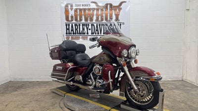 2009 Harley-Davidson FLHTCU - Ultra Classic Electra Glide Base