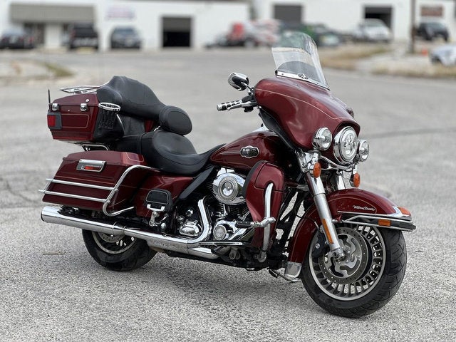 2009 Harley-Davidson FLHTCU - Ultra Classic Electra Glide Base