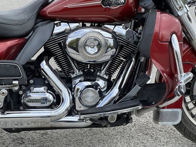 2009 Harley-Davidson FLHTCU - Ultra Classic Electra Glide Base
