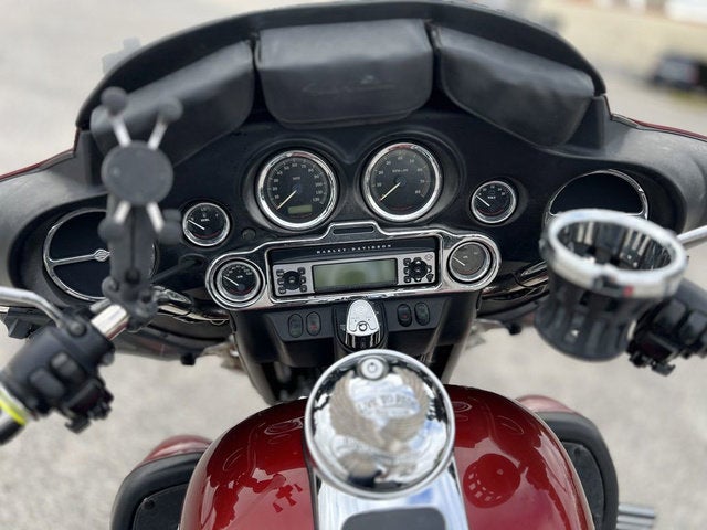 2009 Harley-Davidson FLHTCU - Ultra Classic Electra Glide Base