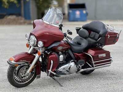 2009 Harley-Davidson FLHTCU - Ultra Classic Electra Glide Base