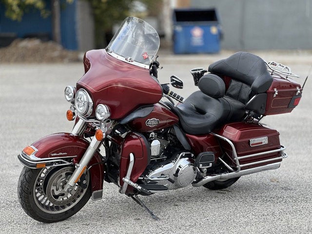 2009 Harley-Davidson FLHTCU - Ultra Classic Electra Glide Base