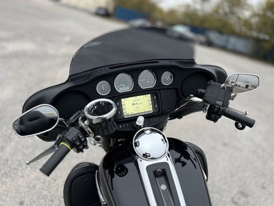 2014 Harley-Davidson Touring FLHTCU - Electra Glide Ultra Classic