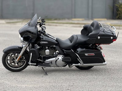 2014 Harley-Davidson Touring FLHTCU - Electra Glide Ultra Classic