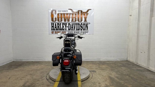 2012 Harley-Davidson FLSTFB - Softail Fat Boy Lo Base
