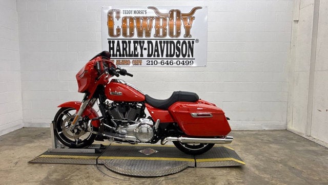 2026 Harley-Davidson FLHX - Street Glide Base