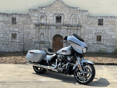 2025 Harley-Davidson FLHX - Street Glide Base