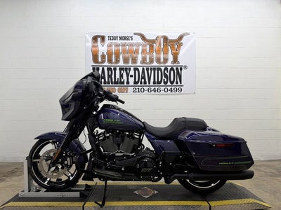 2026 Harley-Davidson FLHX - Street Glide Base