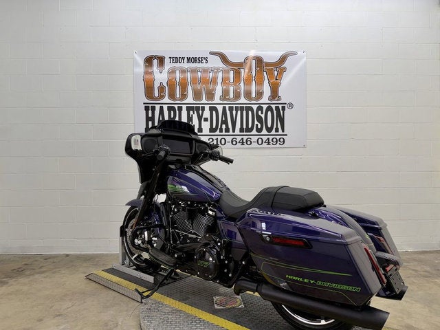 2026 Harley-Davidson FLHX - Street Glide Base