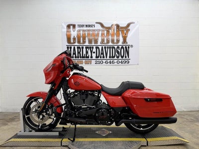 2026 Harley-Davidson FLHX - Street Glide Base