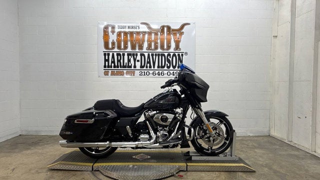 2026 Harley-Davidson FLHX - Street Glide Base