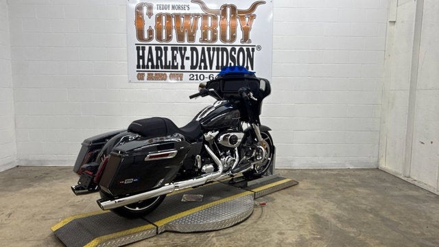 2026 Harley-Davidson FLHX - Street Glide Base