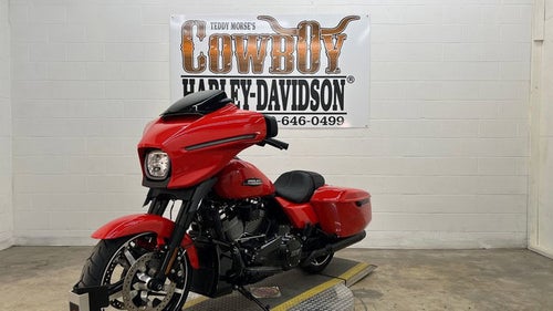 2026 Harley-Davidson Street Glide FLHX