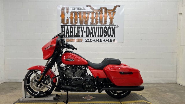 2026 Harley-Davidson Street Glide FLHX