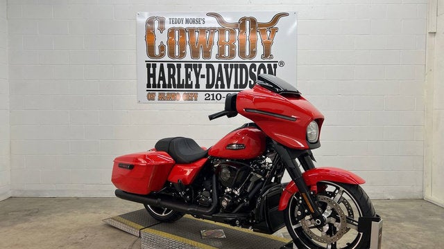 2026 Harley-Davidson Street Glide FLHX