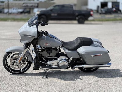 2024 Harley-Davidson FLHX - Street Glide Base