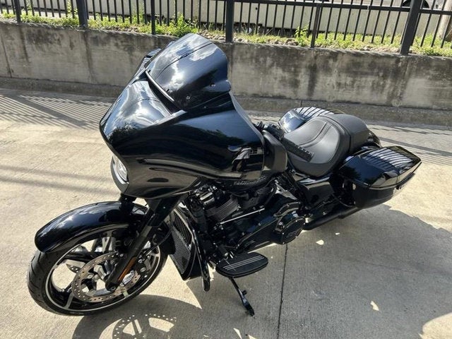 2026 Harley-Davidson FLHX - Street Glide Base