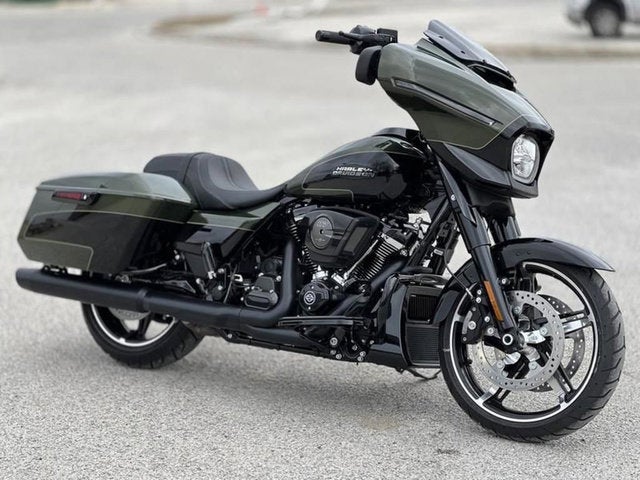 2026 Harley-Davidson FLHX - Street Glide Base