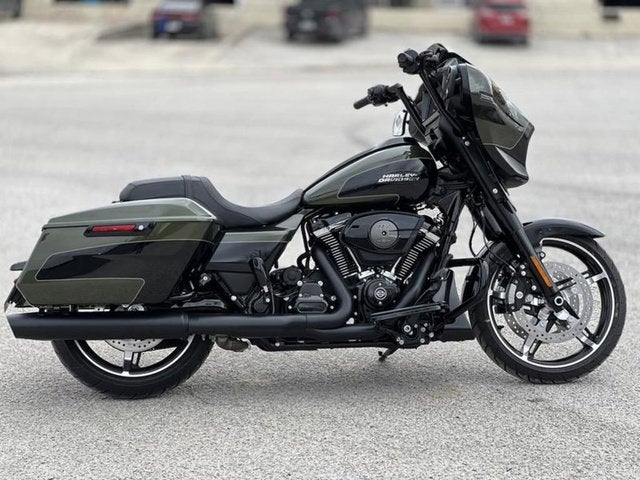 2026 Harley-Davidson FLHX - Street Glide Base