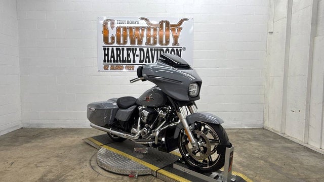 2026 Harley-Davidson FLHX - Street Glide Base