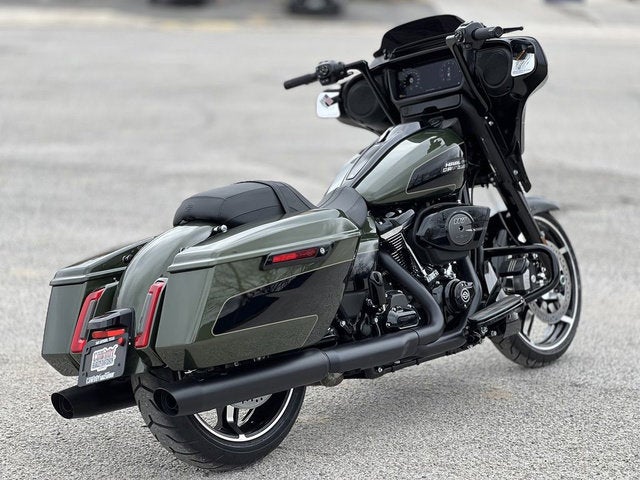 2026 Harley-Davidson FLHX - Street Glide Base