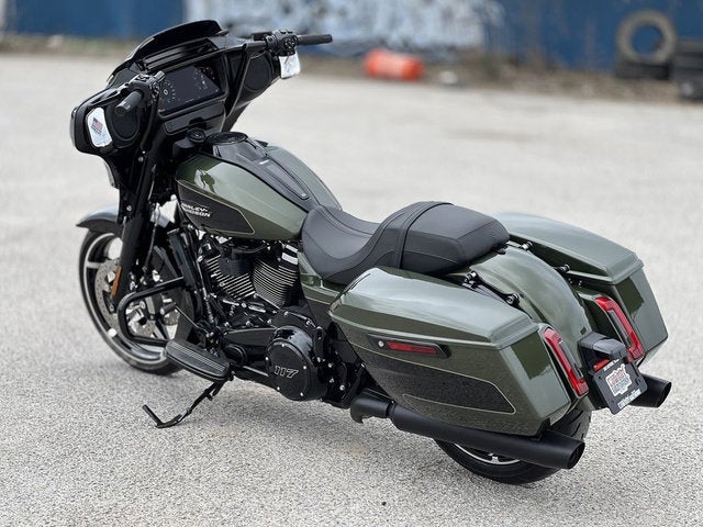 2026 Harley-Davidson FLHX - Street Glide Base