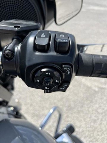 2025 Harley-Davidson FLHX - Street Glide Base