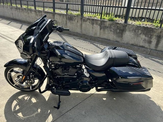 2026 Harley-Davidson FLHX - Street Glide Base