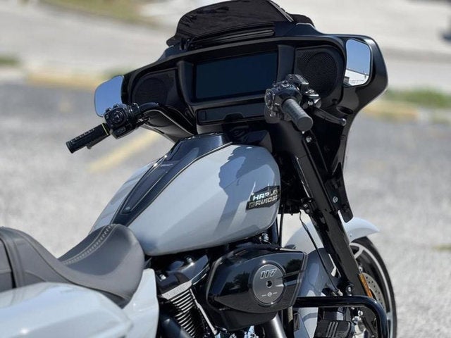 2026 Harley-Davidson FLHX - Street Glide Base