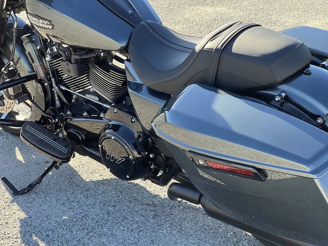 2025 Harley-Davidson FLHX - Street Glide Base