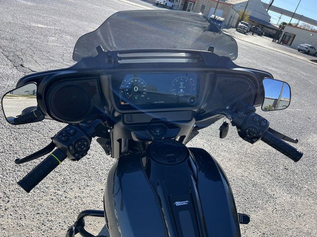 2025 Harley-Davidson FLHX - Street Glide Base