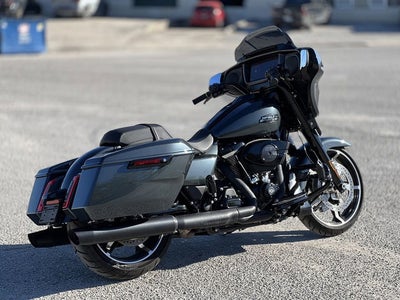 2025 Harley-Davidson FLHX - Street Glide Base