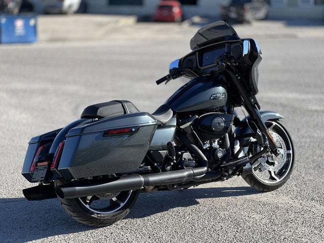 2025 Harley-Davidson FLHX - Street Glide Base