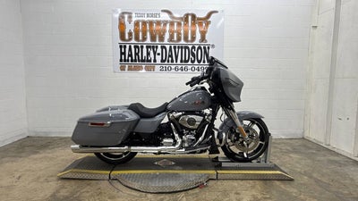 2026 Harley-Davidson FLHX - Street Glide Base